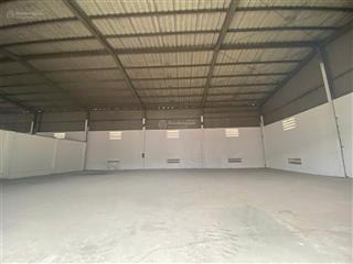 Cho thuê kho tại ngọc hồi  thanh trì diện tích 2000m2 (có thể cắt nhỏ từ 300m2)
