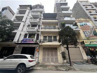 Bán nhà đền lừ  phân lô vip  vỉa hè ô tô tránh  cạnh hồ  70m2  chỉ hơn 26 tỷ