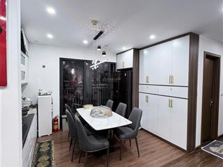 Giá nào cũng bán, bán gấp căn hộ 130m2 tòa c14 bộ công an, tố hữu, lê văn lương kéo dài