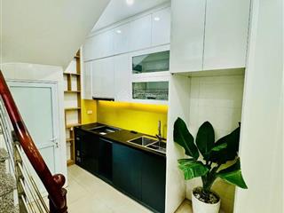 Bán nhà lô góc siêu thoáng ,ngay ga văn quán 5,86 tỷ, 28m2 tại trần phú, mỗ lao, hà đông, hà nội .