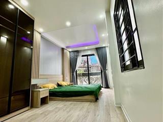 Bán nhà p.lê lợi,hà đông, ôtô đỗ cửa hai thoáng, giá 11,8 tỷ, 46m2, 5pn, 4wc, sổ đỏ đầy đủ.