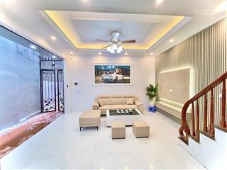 Bán nhà tại lê lợi, hà cầu, hà đông, ngay chợ hà đông, 6,58 tỷ, 35m2, chính chủ, view đẹp