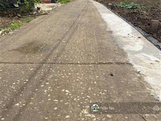 Thu hồi vốn, chia lại vài lô đất giá mềm tại chợ ba tri, bến tre. 230m2/355tr. shr, thổ cư.