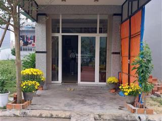 Bán nhà 1 mê view đối diện công viên, khu dân cư hiện hữu, phường nhơn bình tp. quy nhơn.
