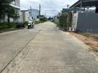 Bán đất đường 5.5m, dt 100 m2, giá rẽ chỉ 1.6 tỷ, điện nam đông, điện bàn, đường ô tô tránh nhau.