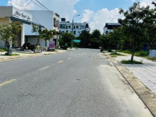 Bán đất nền, đường trung lập 4 giá chỉ nhỉnh 4 tỷ, 117,5 m2, trục thông chung cư the ori garden