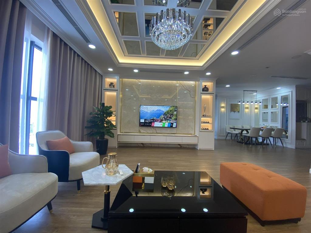 Bán căn hộ 2pn 2wc tại sun square sẳn sổ đỏ có slot oto iá cực tốt. 0916 023