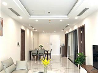 Bán căn hộ chung cư căn duy nhất 103m. view hồ giá siêu hời tại sunshine center.  0916 023 ***