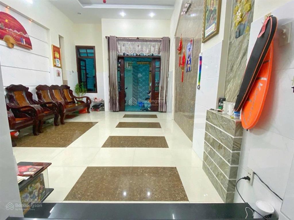 Biệt thự đẹp ngay đảo nhân tạo 4pn, 4wc, 110m2 tại nguyễn tất thành  hải châu