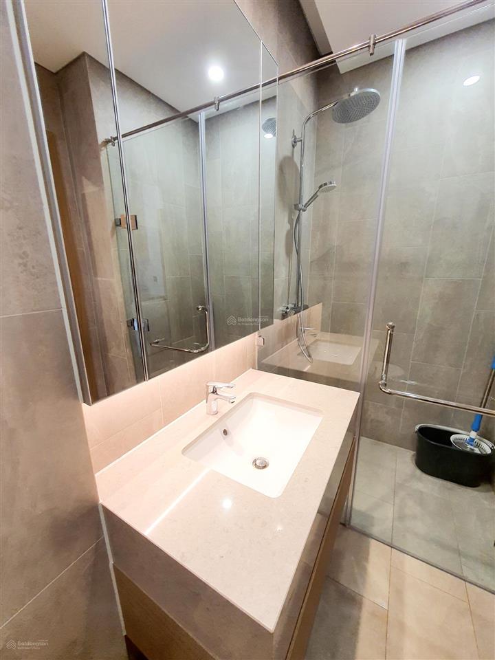 Căn hộ 1 phòng ngủ giá tốt nhất thị trường tại quận ba đình, đầy đủ nội thất vào ở được luôn