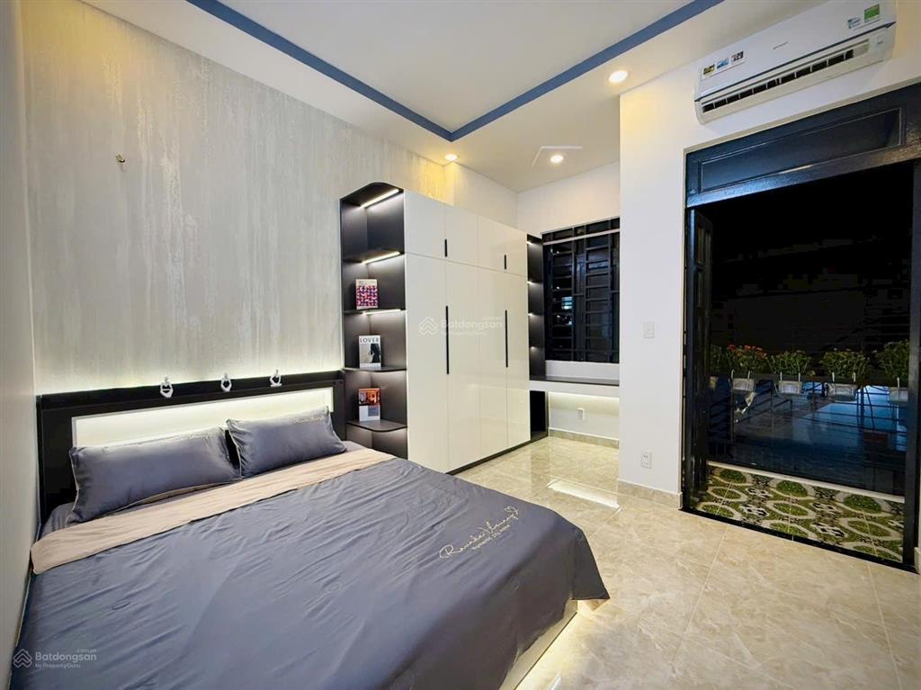 Chủ kẹt tiền cần bán gấp nhà (shr) tl15, đường 5m