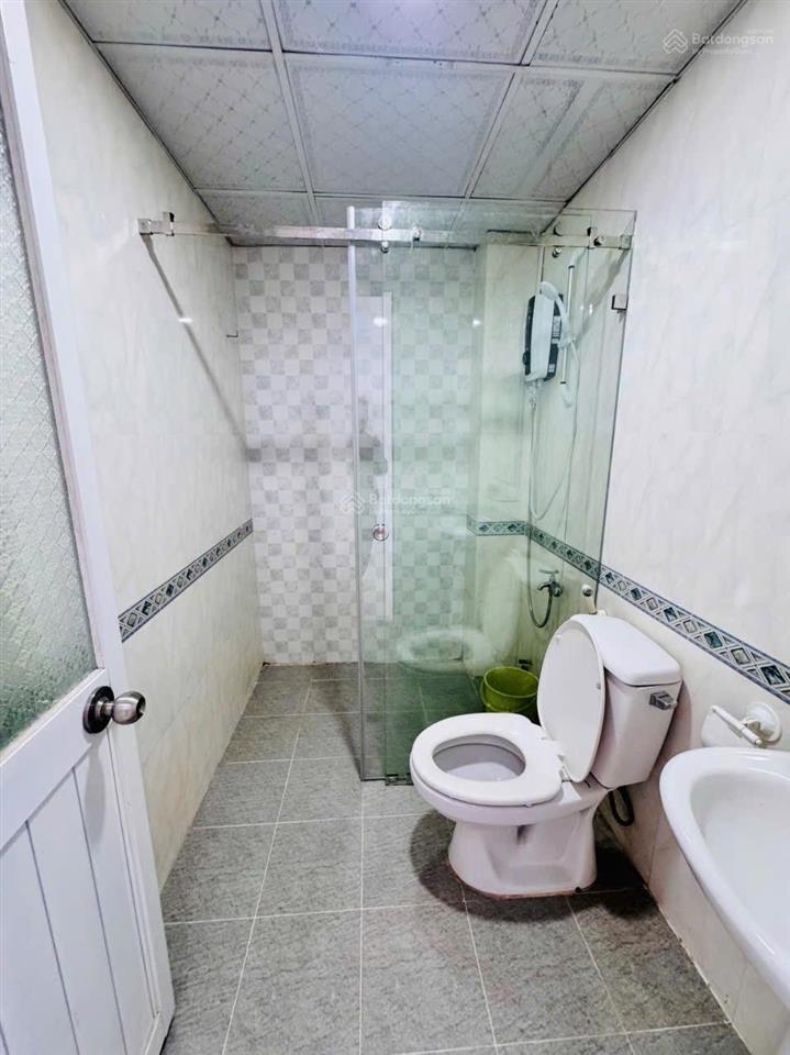 Kẹt tiền bán gấp nhà(shr) 1 xẹc ngắn thạnh lộc 15, 65m2, 3pn, đường 7m