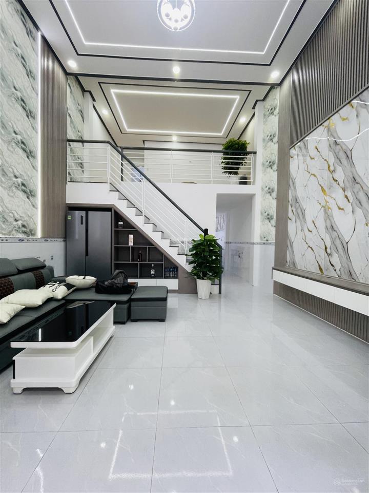 Cần bán gấp trước tết nhà(shr) tl26 ngay ngã tư ga, 58m2, đường ô tô