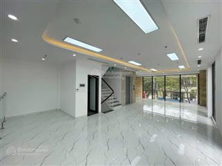 Chính chủ bán căn nhà mặt phố siêu đẹp, diện tích khủng 120m, 8 tầng, 7m mặt, 52 tỉ