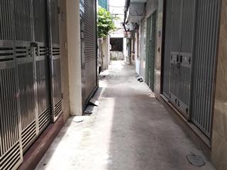 Hiếm lắm mới có bán nhà dt 43m2 ngon bổ rẻ phố văn trì giá chỉ 5.5 tỉ, không mua chớ tiếc