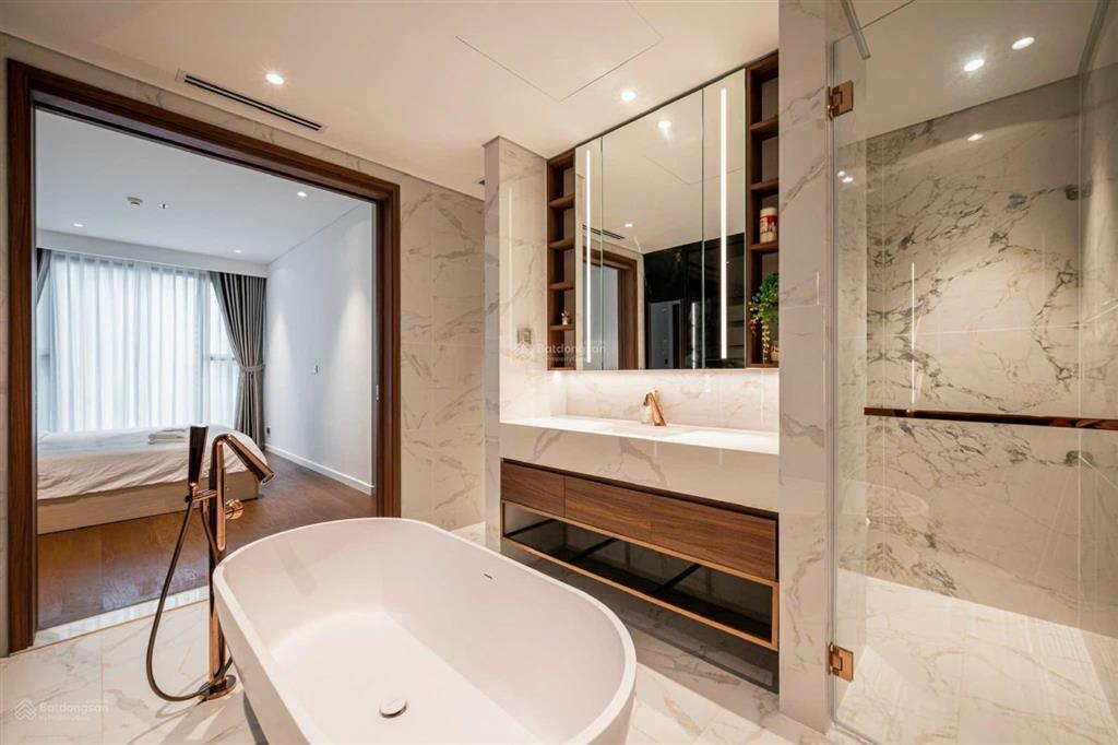 Ch gần sân bay đường phạm văn đồng 2pn/2tỷ080triệu /sổ sẳn/ full nội thất o799.303.195 ngọc