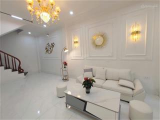 Nhà mới, full nội thất, ô tô đỗ cửa, kinh doanh buôn bán tấp nập