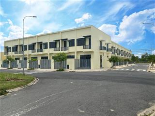 Nhà phố 1 trệt 1 lầu gần kcn phước đông chỉ từ 1 tỷ 2, sổ hồng riêng