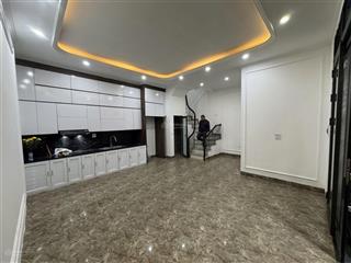 Bán nhà riêng tại văn cao, đội cấn, ba đình, hà nội, giá tốt chỉ với 8,7 tỷ, 30m2 chỉ 20 m ra phố