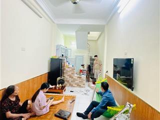 Trung tâm mỹ đình, ô tô đỗ gần, giao thông thuận tiện, dt 31m2 x 3 tầng, giá 6 tỷ