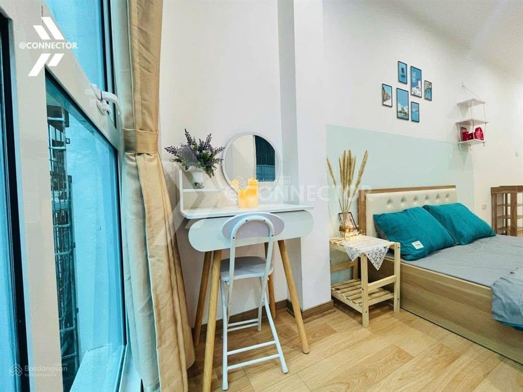 Siêu phẩm trần thái tông, dt 40m2 x 5 tầng, mt 12m, full nội thất 9 phòng khép kín, giá 14.8 tỷ