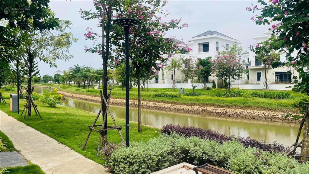 Siêu hot căn biệt thự song lập 10x20m khu trung tâm aqua. giá chỉ 8.9 tỷ rẻ nhất thị trường
