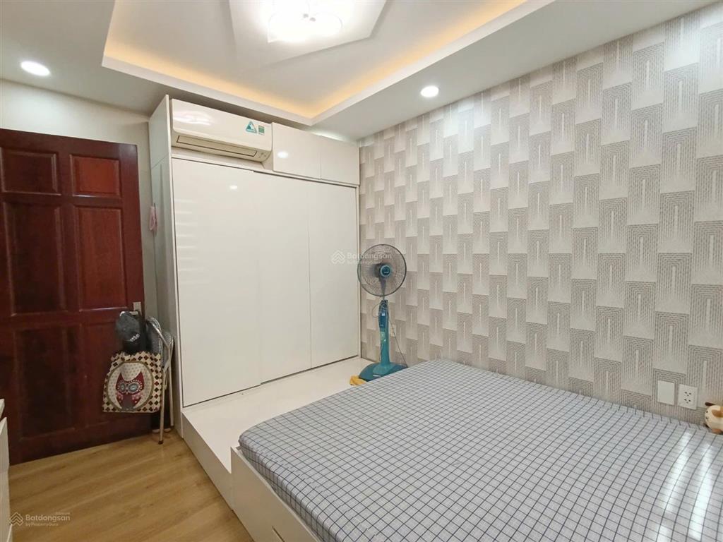 Bán nhanh căn hộ 3pn 98m2 the botanica full nội thất nhà đẹp. giá chỉ 6.9 tỷ