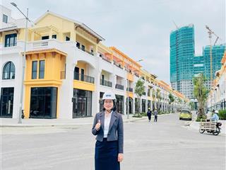Nam anh  căn shop khối đế hơn 200m2 của cđt sun group, giá không chênh, pháp lý sở hữu lâu dài
