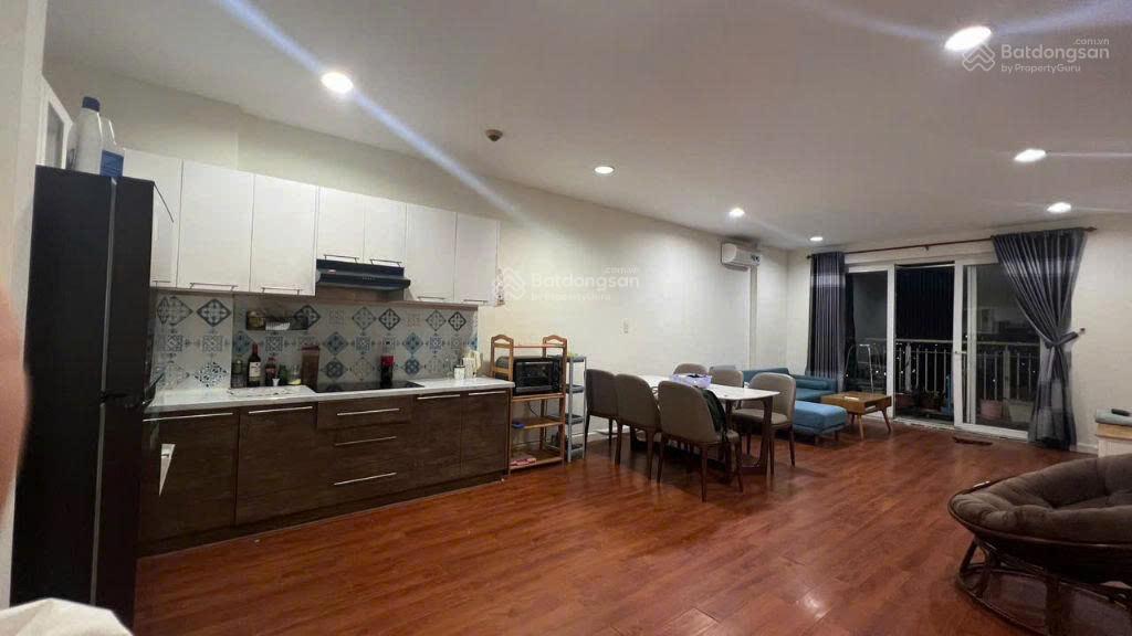 Cần bán căn hộ chung cư carina plaza quận 8, 99m2, 2pn, nhà trống dễ decor, đã có sổ