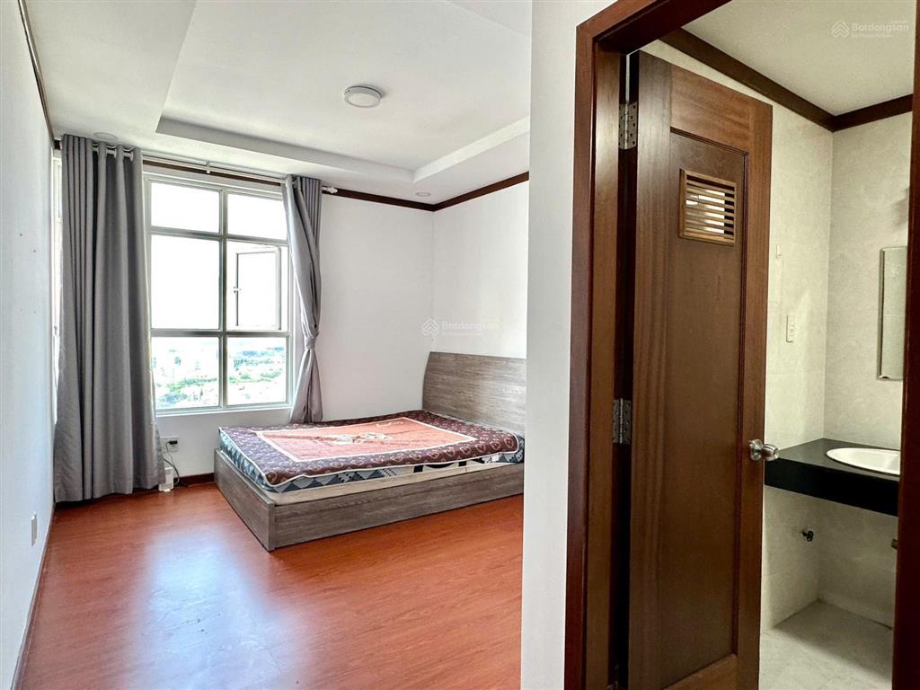 Cần bán căn hộ chung cư hoàng anh thanh bình, 2pn, view đẹp, lầu cao, có thể ở ngay