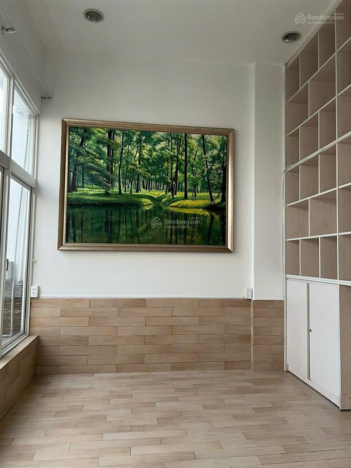 Cần bán căn hộ penthouse hoàng tháp plaza, 300m2, 5pn  hàng hiếm, ở ngay |  0348 182 ***