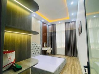Bán gấp căn nhà tại quang trung, hà đông dt 35m2, 3 tầng, ô tô vào nhà, giá trên 6 tỷ