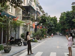 Siêu phẩm kđt văn phú, hà đông dt 90m2, 5 tầng, gara ô tô, kinh doanh, giá trên 19 tỷ