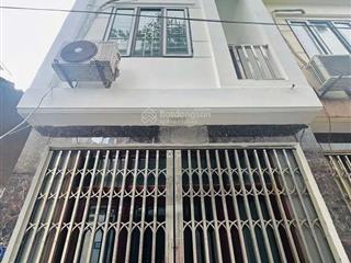 Siêu rẻ nhà phú lương hà đông, dt 34m2, 4 tầng, ô tô đỗ cửa, giá 4.8 tỷ