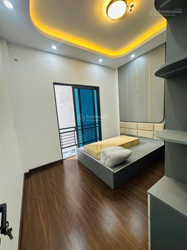 Chính chủ bán nhà kim giang 28m2 x 5t, mt 4,5m giá chỉ 5.99 t,nhà full công năng, nội thất