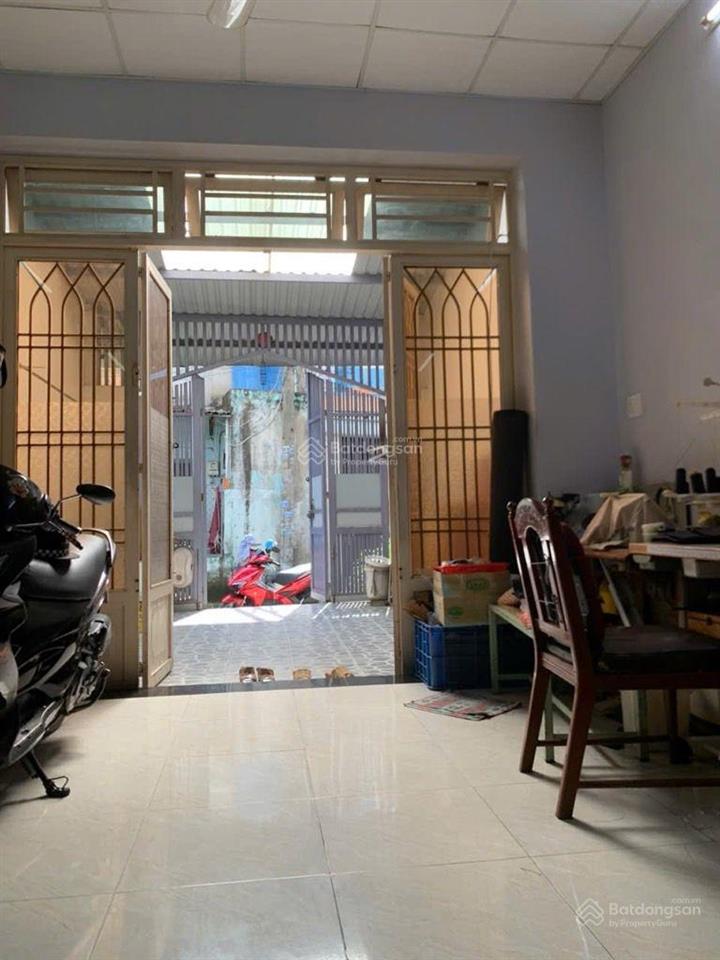 Bán nhà 3 tầng đường thới an 13 phường thới an q12, 63m2 (4,5*14). giá 5,5tỷ đường 4m vào nhà