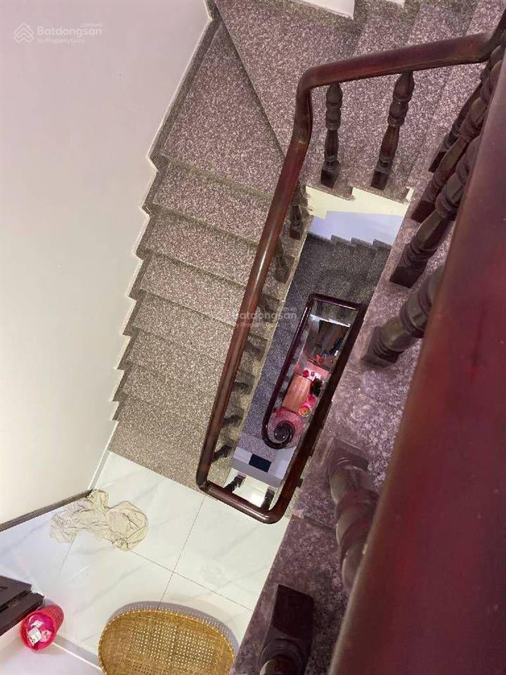 Bán nhà 3 tầng đường thới an 13 phường thới an q12, 63m2 (4,5*14). giá 5,5tỷ đường 4m vào nhà