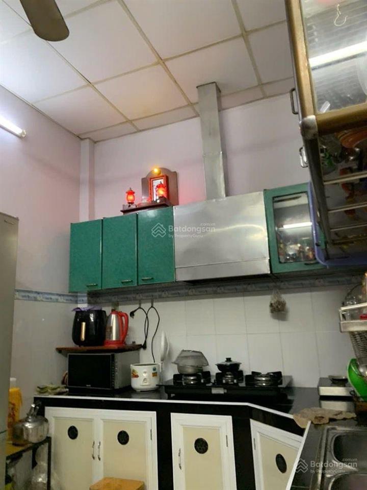 Bán nhà 3 tầng đường thới an 13 phường thới an q12, 63m2 (4,5*14). giá 5,5tỷ đường 4m vào nhà