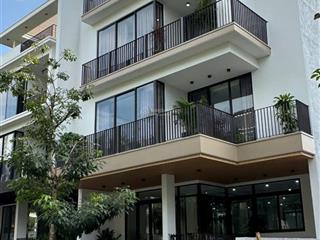 Nhà cho thuê khu thạnh mỹ lợi quận 2. dt 10x18m, hầm 4 tầng thang máy, máy lạnh, pccc. giá 80tr/th