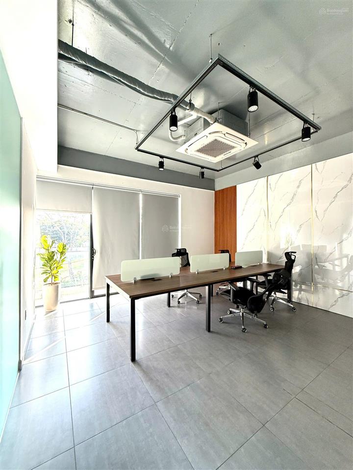 Văn phòng cho thuê đường lớn p. thạnh mỹ lợi, tp thủ đức. dt sàn 125m2, sẵn nội thất. giá 30tr/th