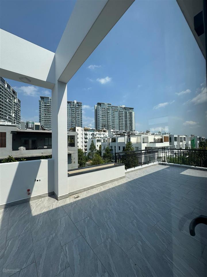 Nhà cho thuê khu đảo kim cương quận 2. dt 7x18m, hầm 4 tầng, 3p. có thang máy, máy lạnh. giá 55tr