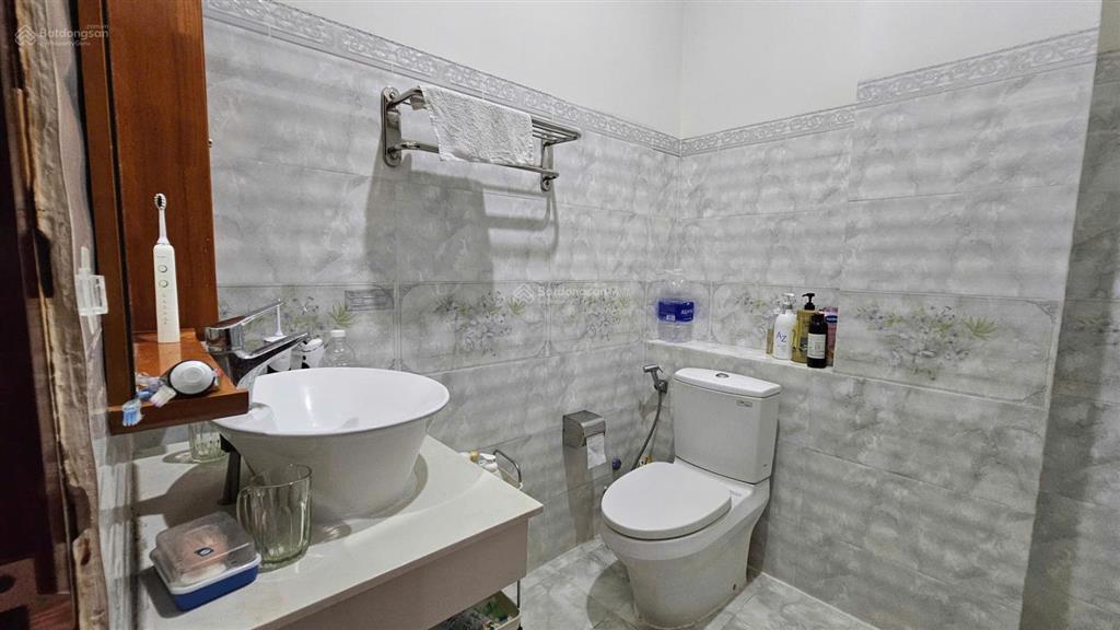 Bán nhanh nhà 4 tầng, 5pn, cạnh chợ đầm, gần biểnđã hoàn công82.8m2 ngang khủng 7.2m chỉ 7.2tỷ