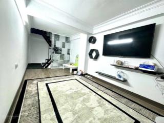 Bán nhà phố tôn đức thắng  trung tâm đống đa  6 tầng, 18 m2, giá chỉ 3,68 tỷ