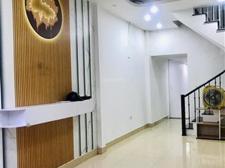 Bán nhà phố trương định 50m2 ô tô đỗ cửa  kinh doanh, 3 tầng, mặt tiền 4m chỉ 6,85 tỷ