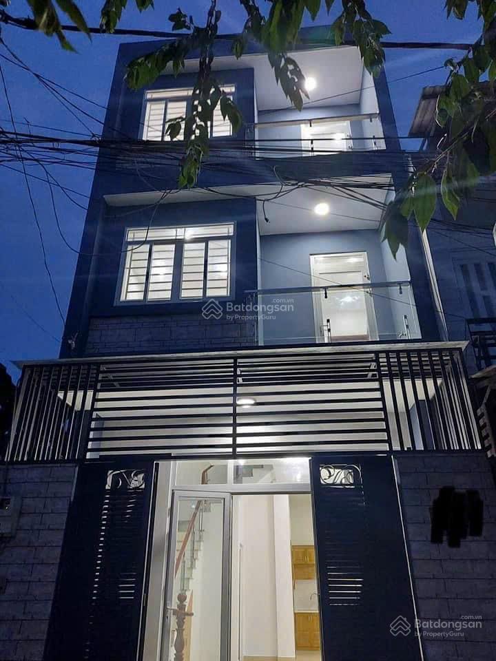 Bán căn nhà 1 trệt, 2 lầu đường xe hơi phường thạnh lộc, quận 12