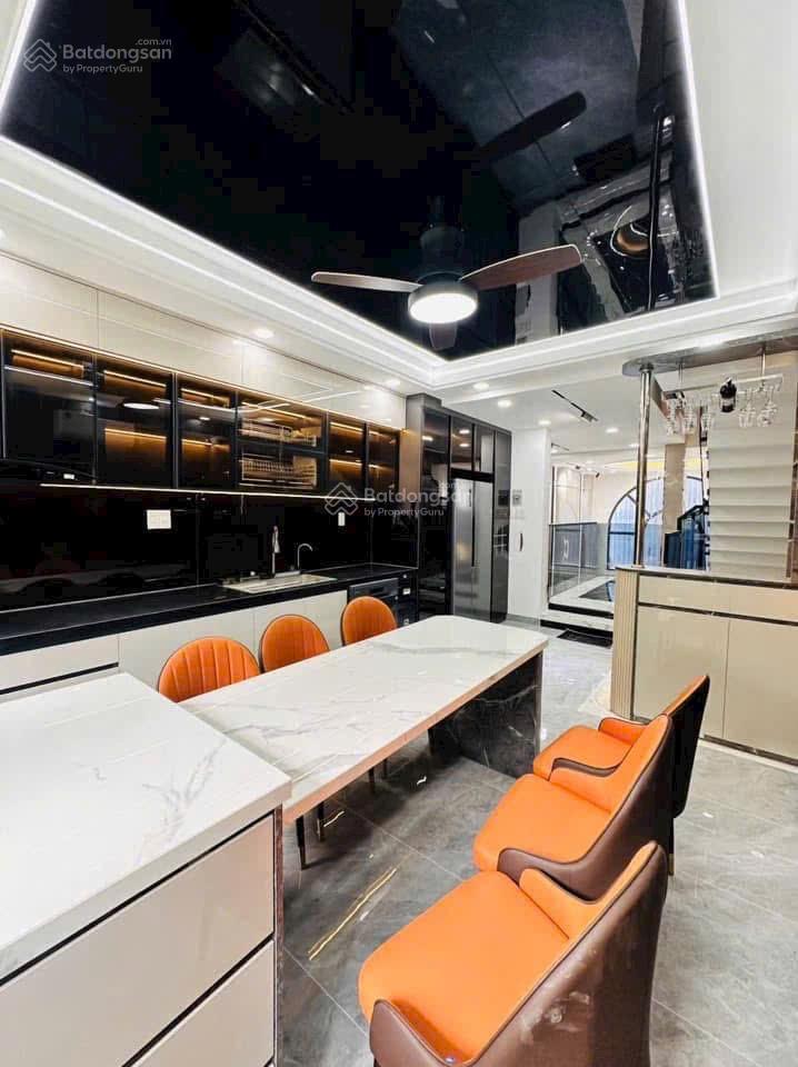 Bán nhà mới xây 1 trệt, lửng, 3 lầu 70m2 đường 12m nhà có chiều dài an phú đông chỉ 7 tỷ hơn