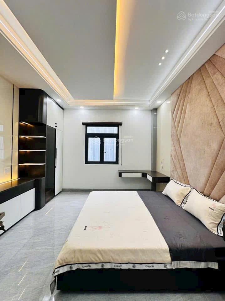 Bán nhà mới xây 1 trệt, lửng, 3 lầu 70m2 đường 12m nhà có chiều dài an phú đông chỉ 7 tỷ hơn