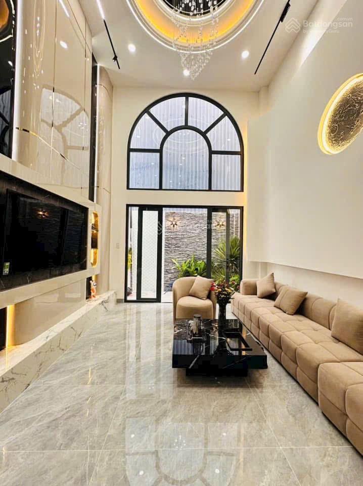 Bán nhà mới xây 1 trệt, lửng, 3 lầu 70m2 đường 12m nhà có chiều dài an phú đông chỉ 7 tỷ hơn