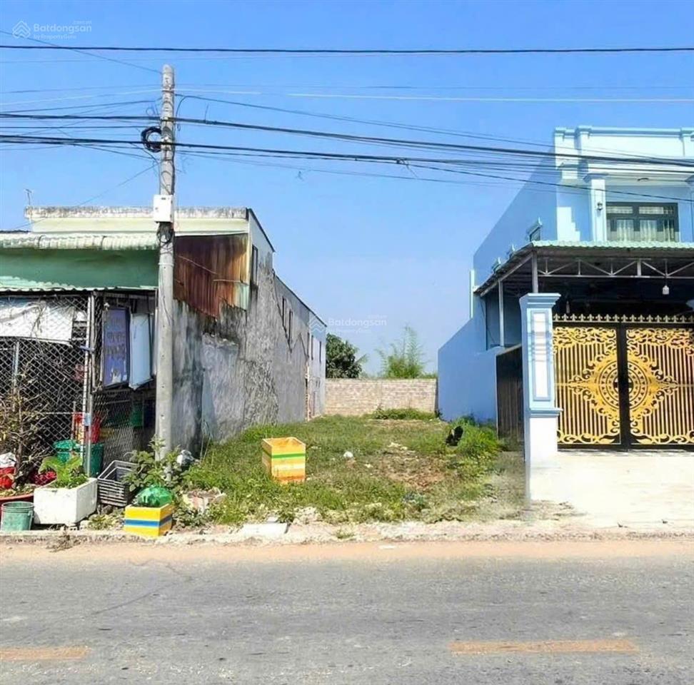 Cực phẩm lô đất vị trí đẹp 100m2 ngay trung tâm văn hóa thị trấn củ chi 990trieu