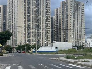 Mặt tiền trung lập 4 hàng hiếm giá tốt